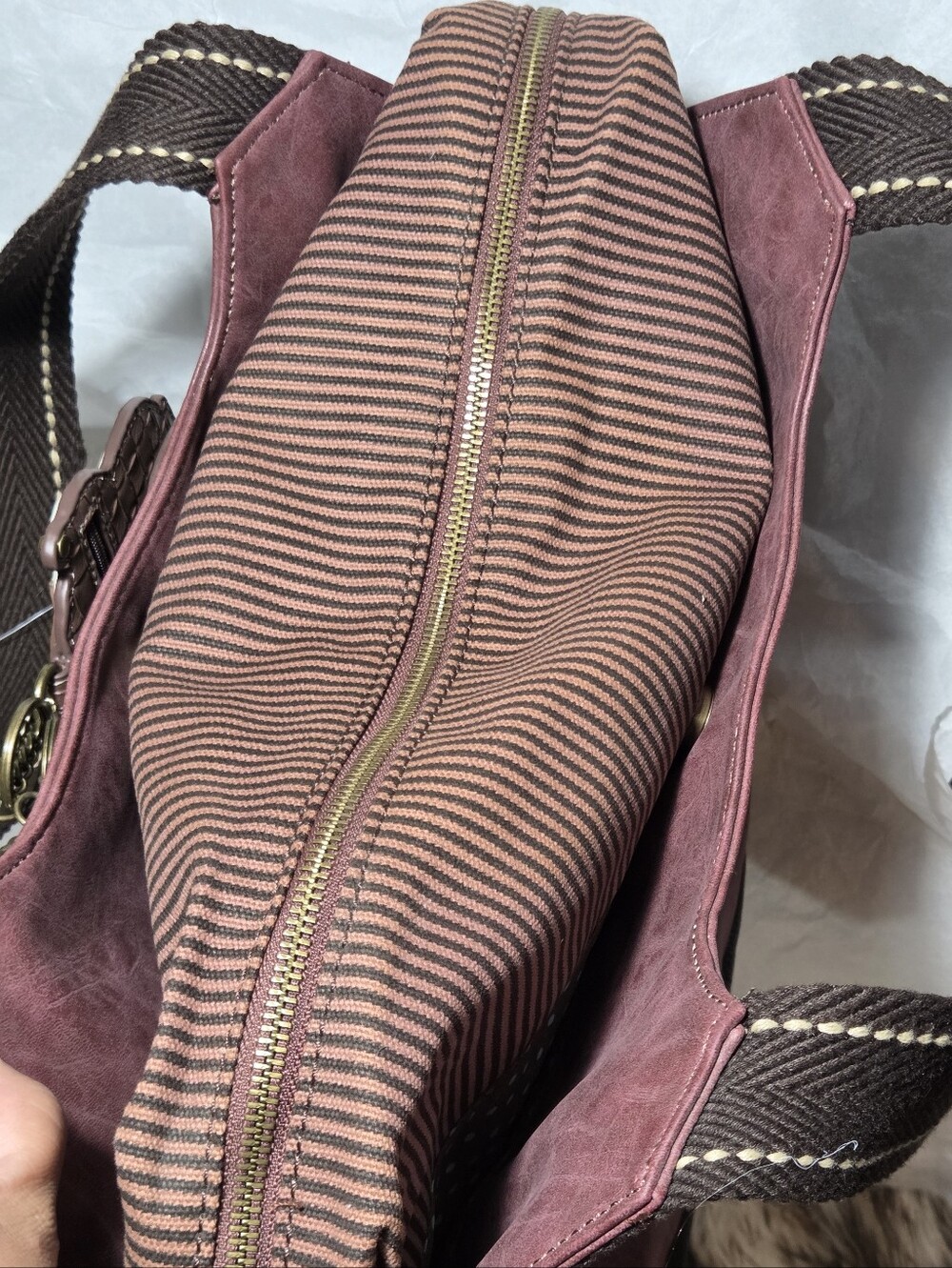 Chala Bowling Bag in Burgundy With 2 Extra Charms! NWT - Picture 12 of 13